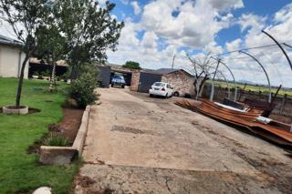 5 Bedroom Property for Sale in Lakeview Free State